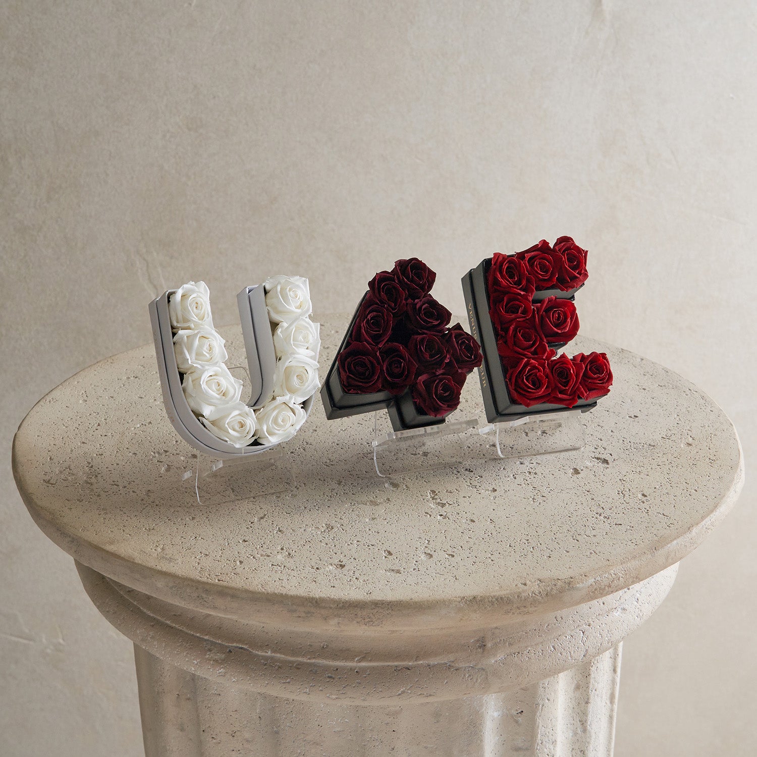 Le Mini Letter – U - Venusetflleur